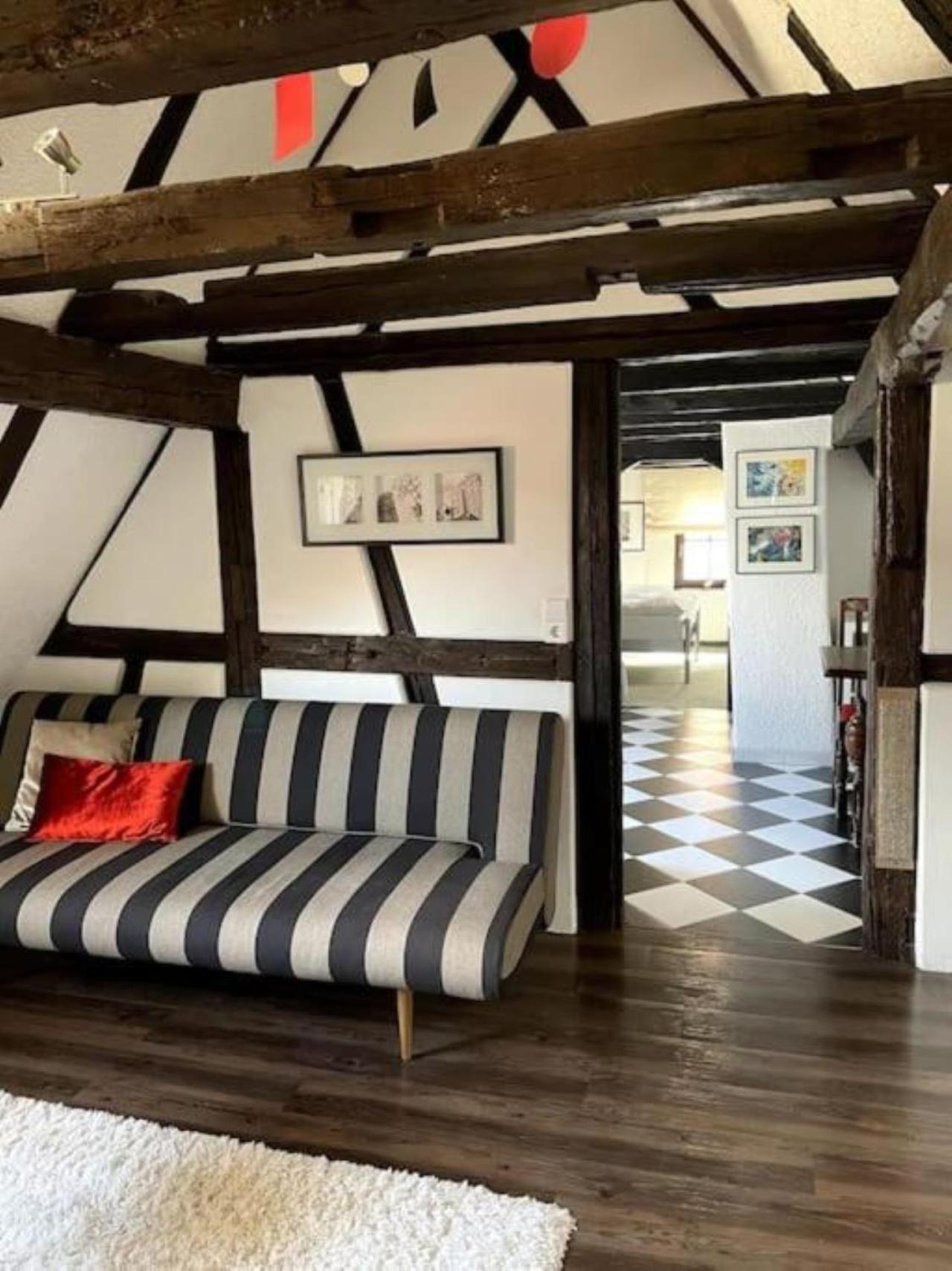 Ferienwohnung Im 'Schmoller - Hof' Neustadt an der Weinstraße 外观 照片